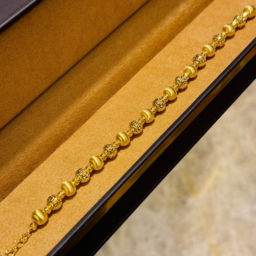 Beaded bracelet