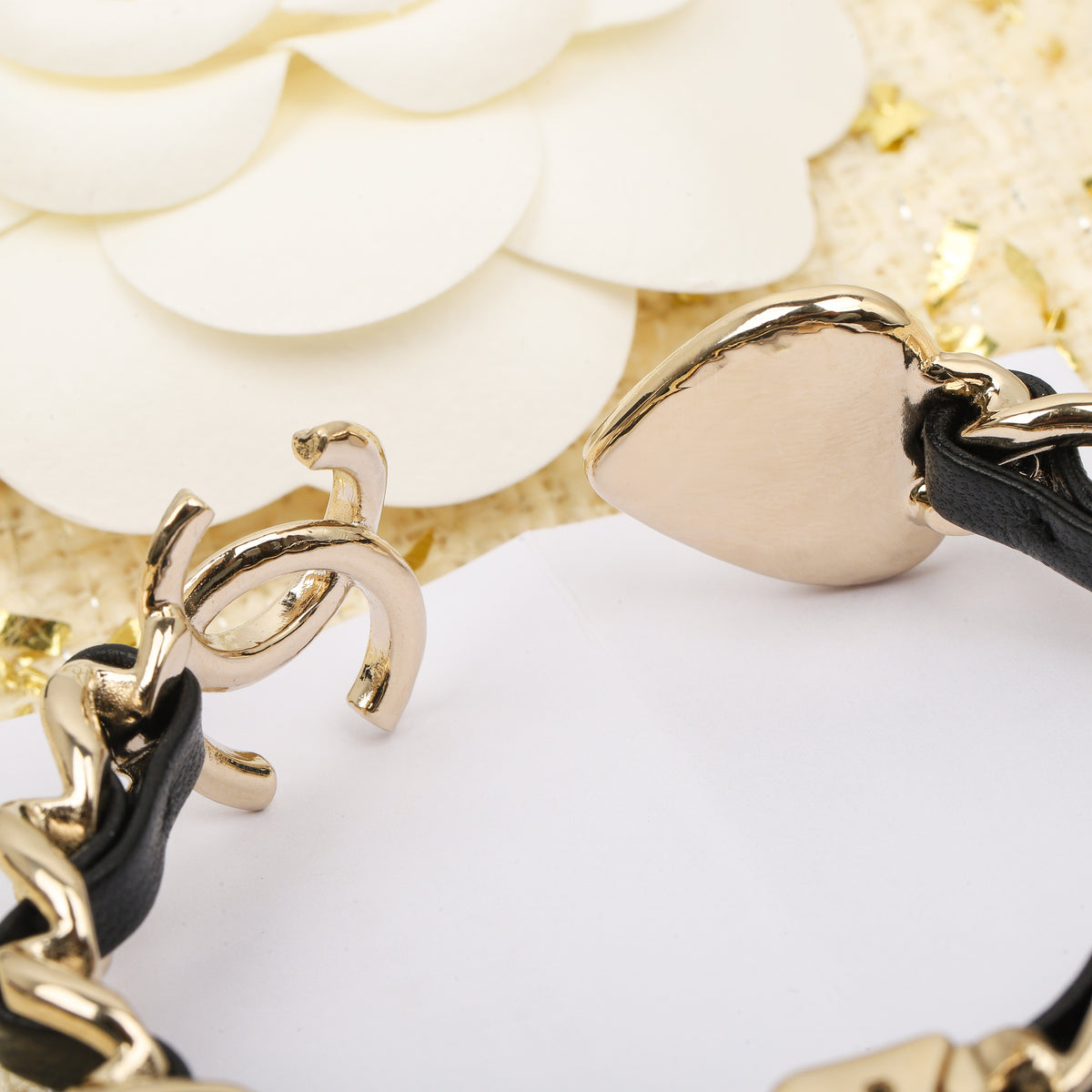 heart pearl leather bracelet