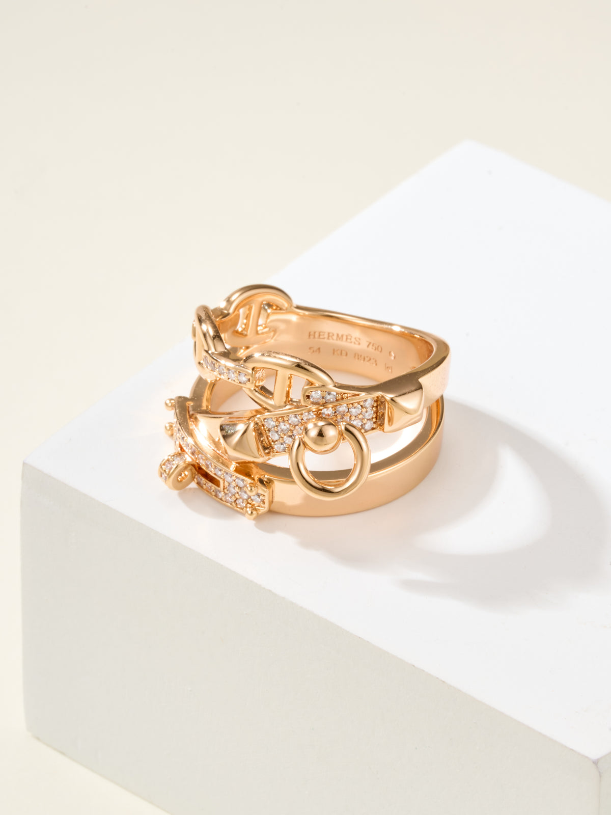 French Minimalist Three-Link Ring