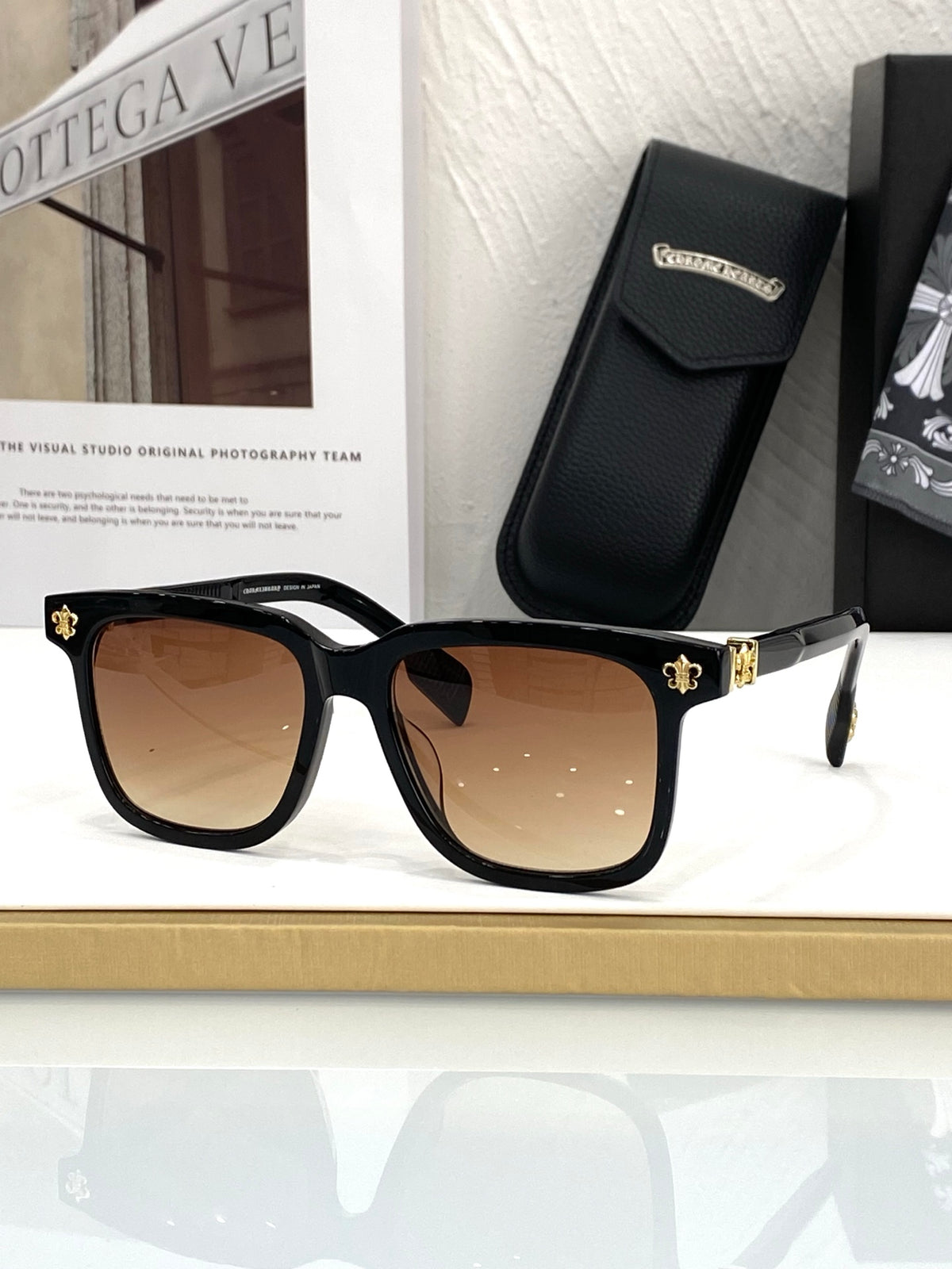 sunglasses