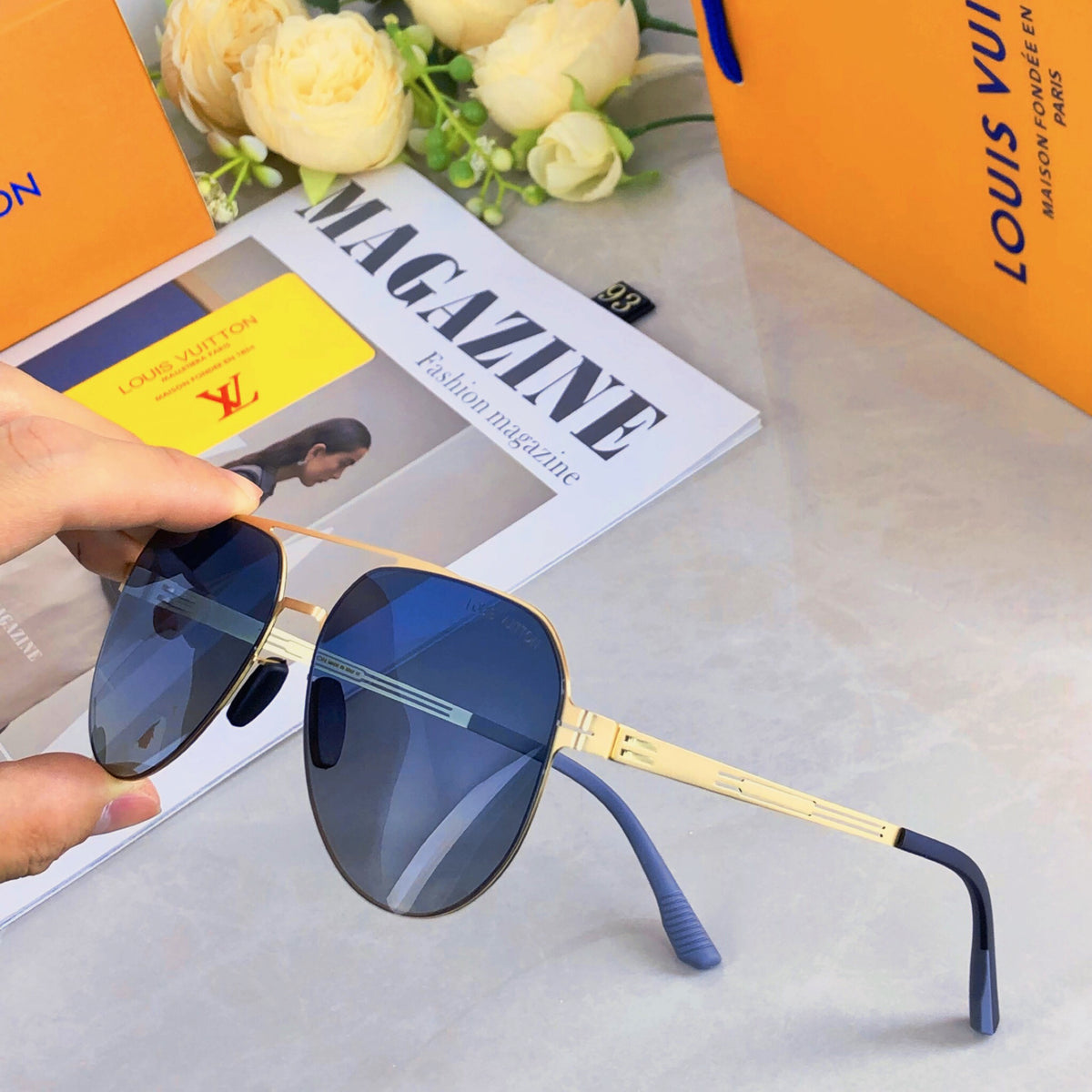 Double-beam aviator sunglasses