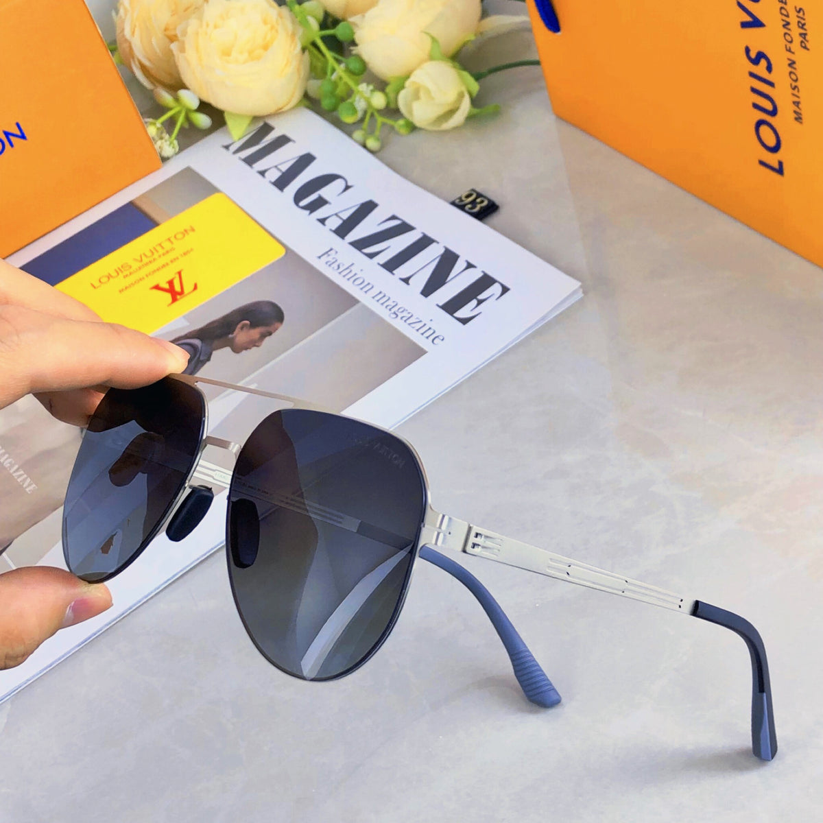 Double-beam aviator sunglasses