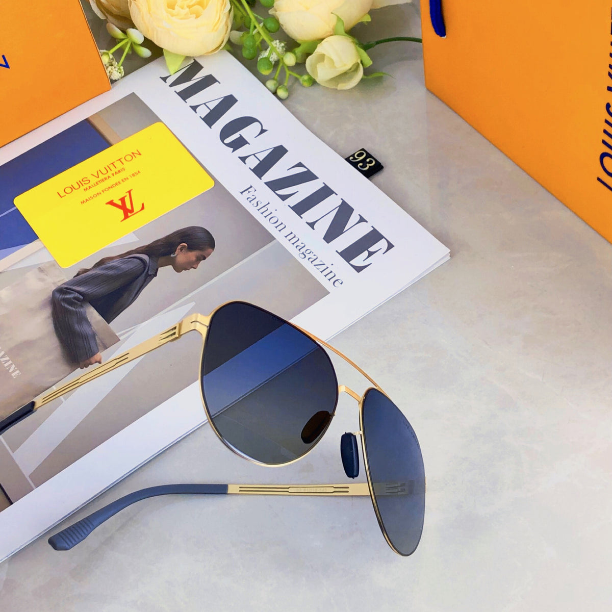 Double-beam aviator sunglasses