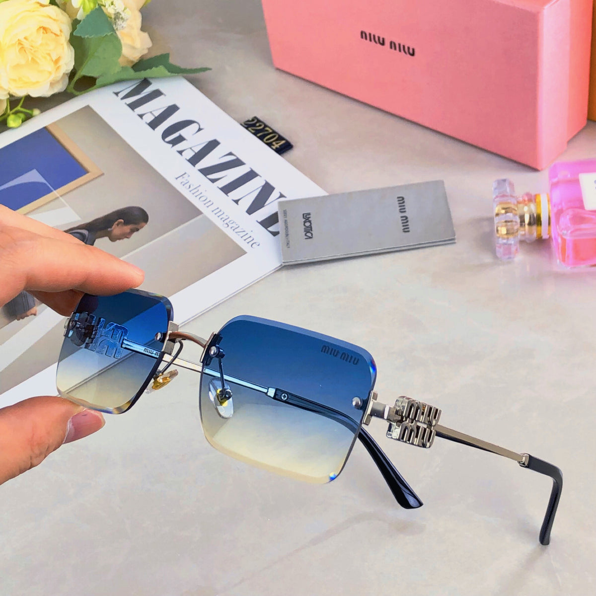 Square frameless cut-edge sun protection sunglasses