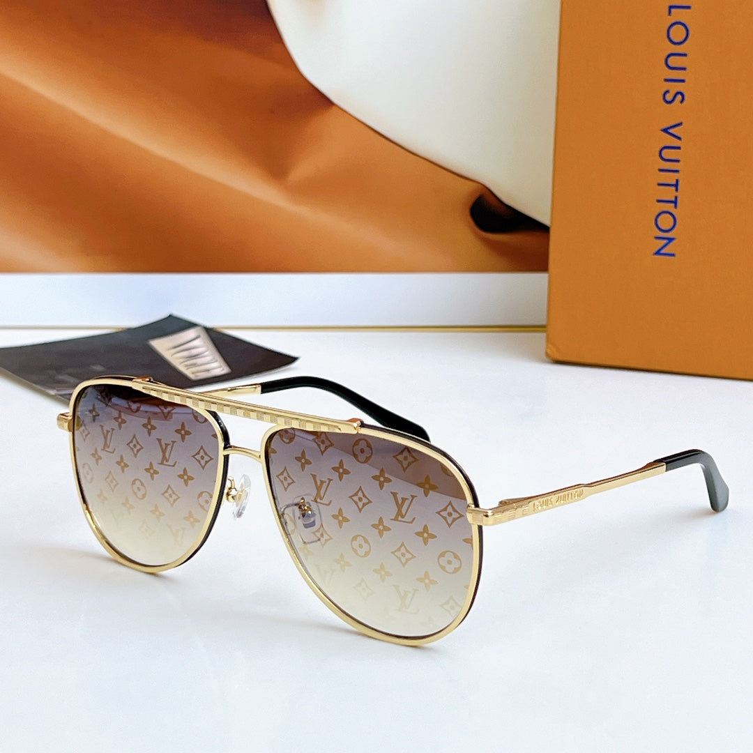 Personalized trendy sunglasses