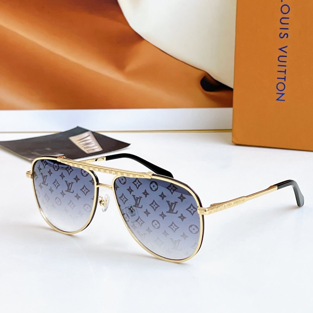 Personalized trendy sunglasses