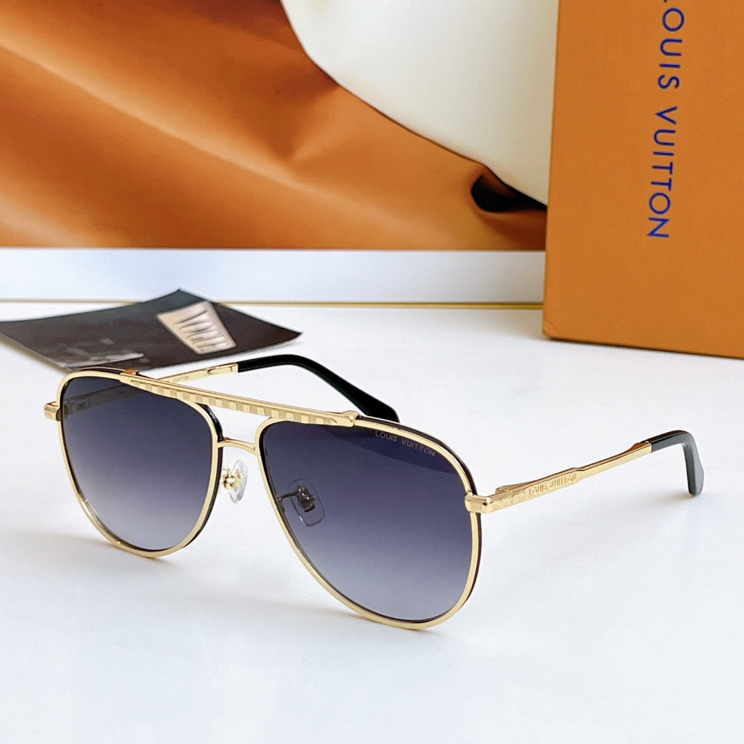 Personalized trendy sunglasses