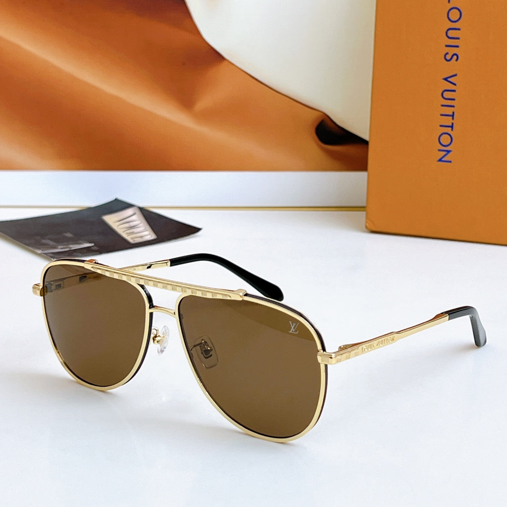 Personalized trendy sunglasses