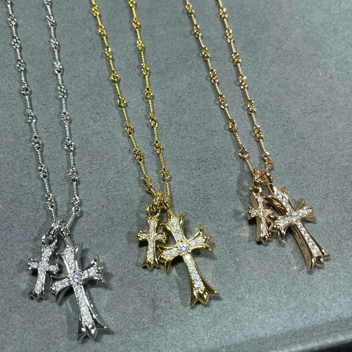 A timeless classic necklace
