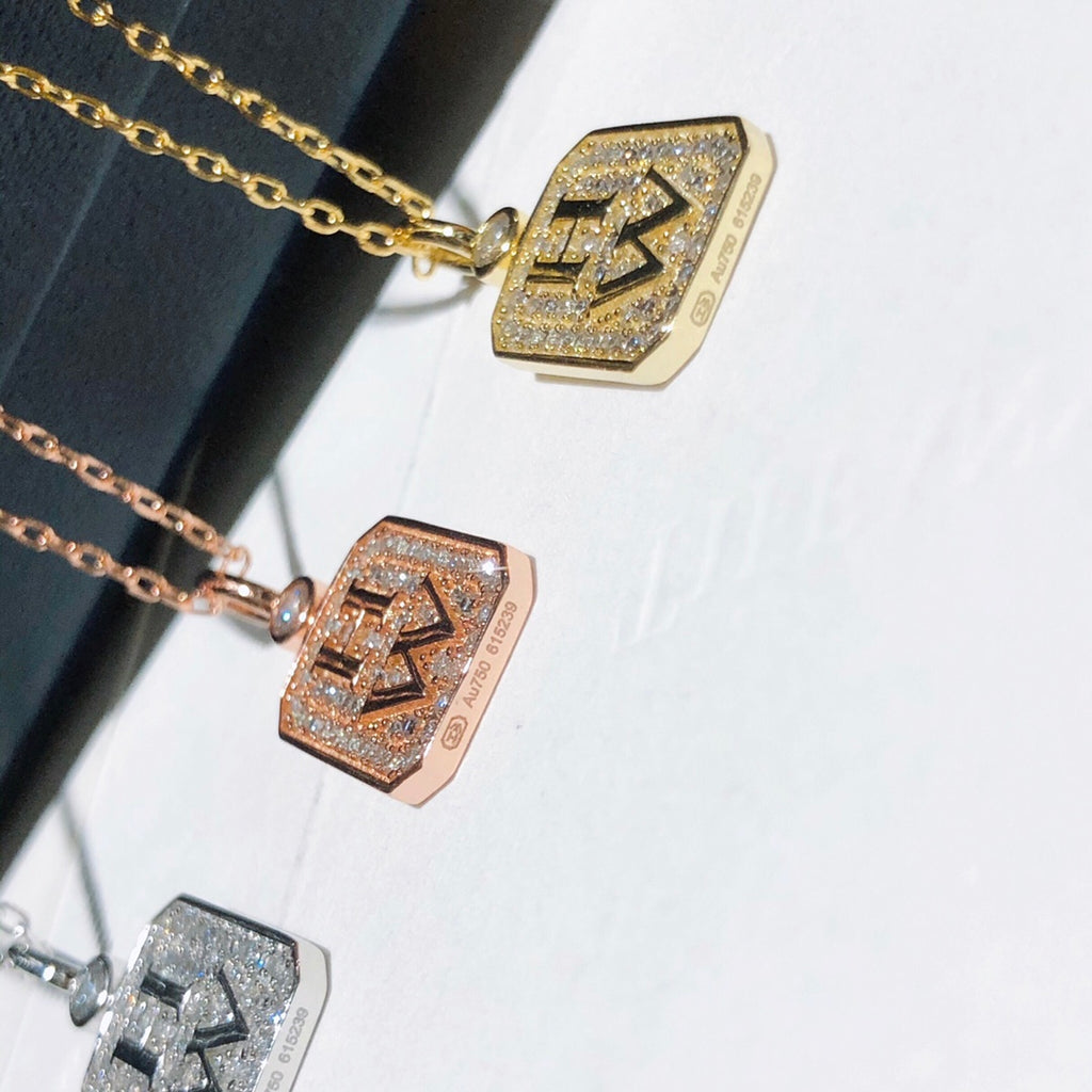 Fashionable letter full diamond necklace
