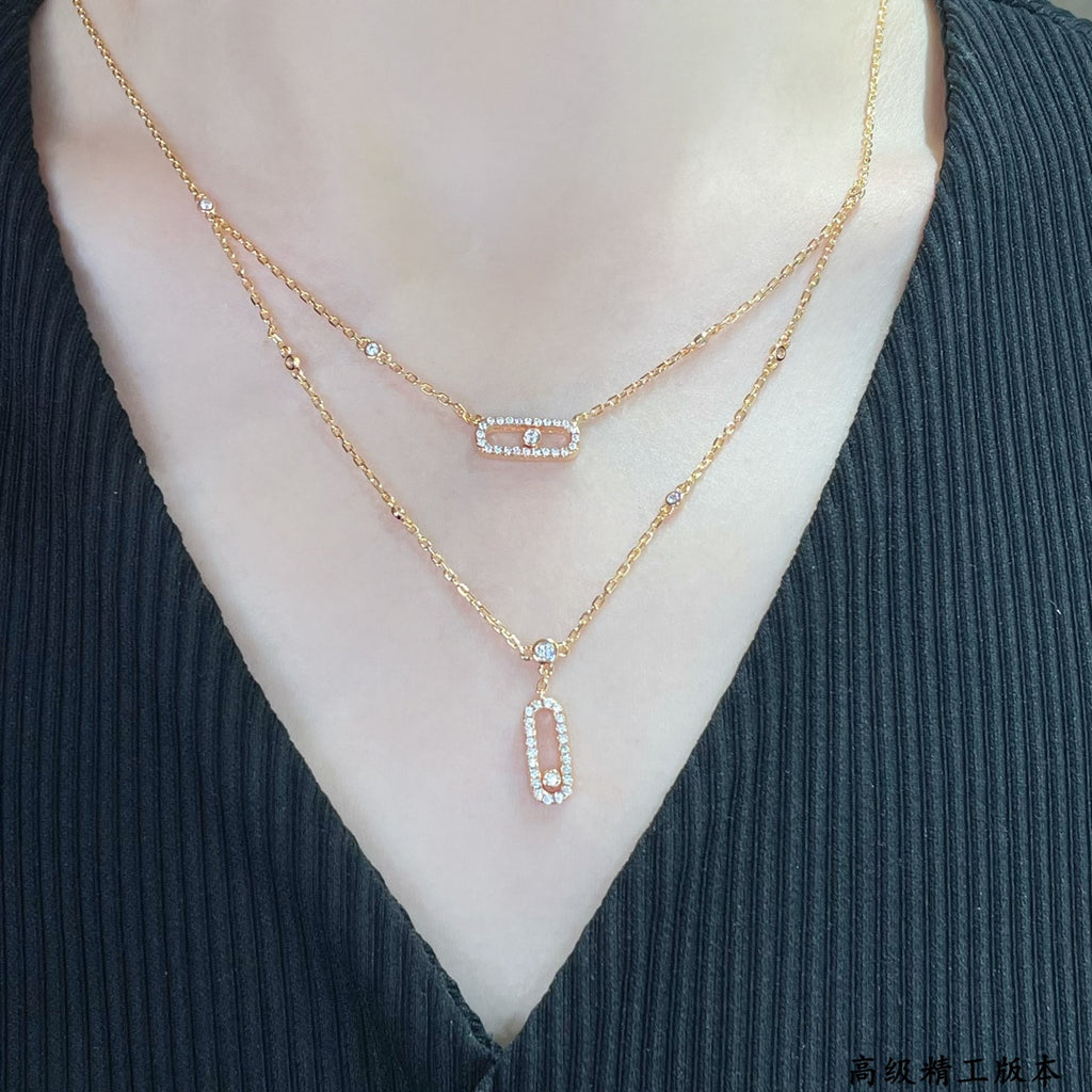 Double-layer dynamic necklace