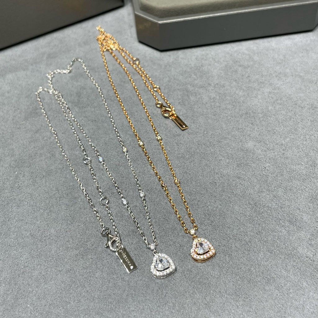 Love heart necklace