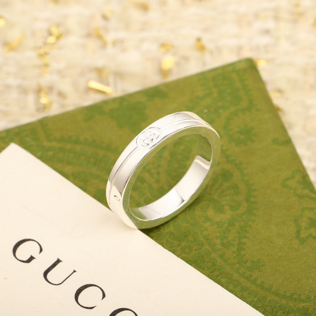 Simple and stylish single ring