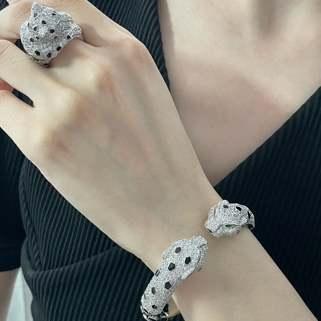 Double-headed spotted leopard bracelet