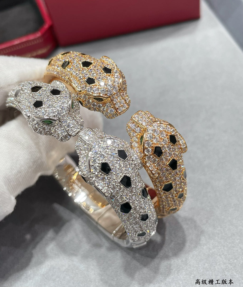Double-headed spotted leopard bracelet