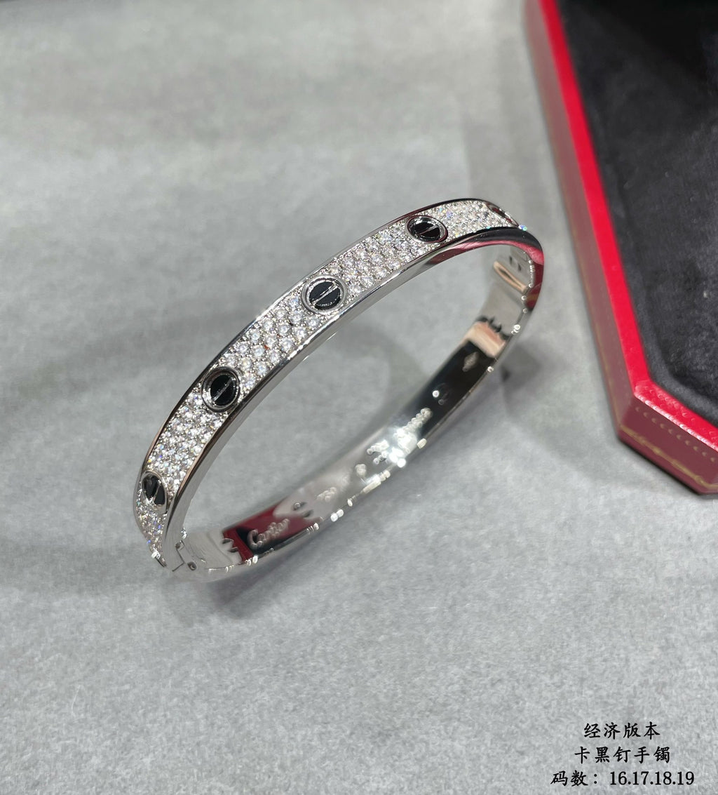 Black nail star bracelet