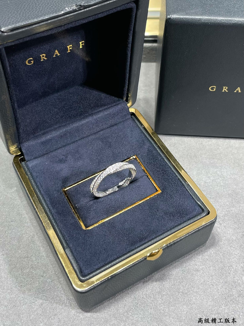 Spiral full diamond ring