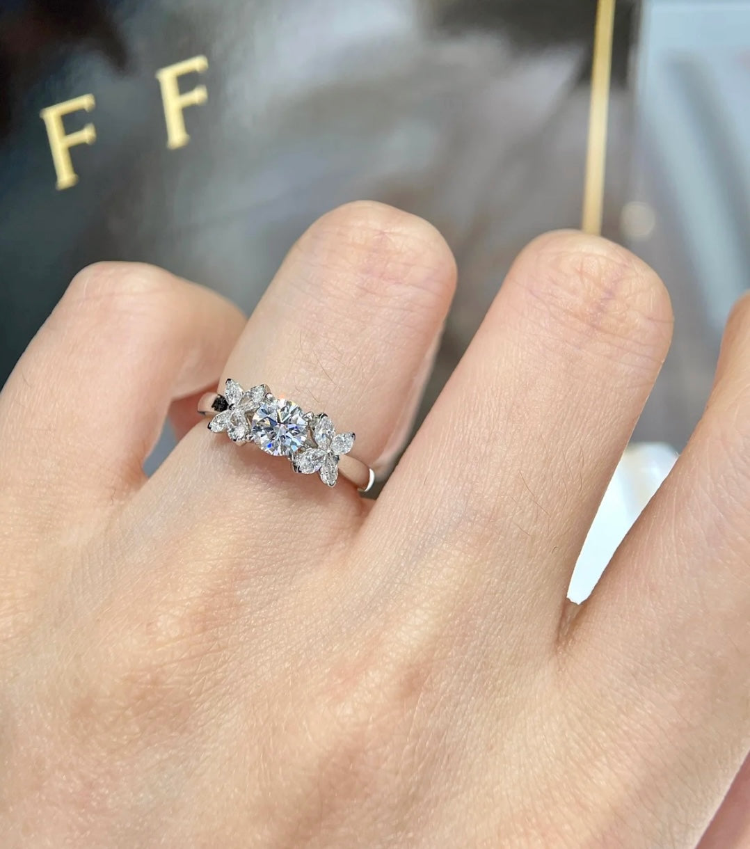 Marquise round diamond ring