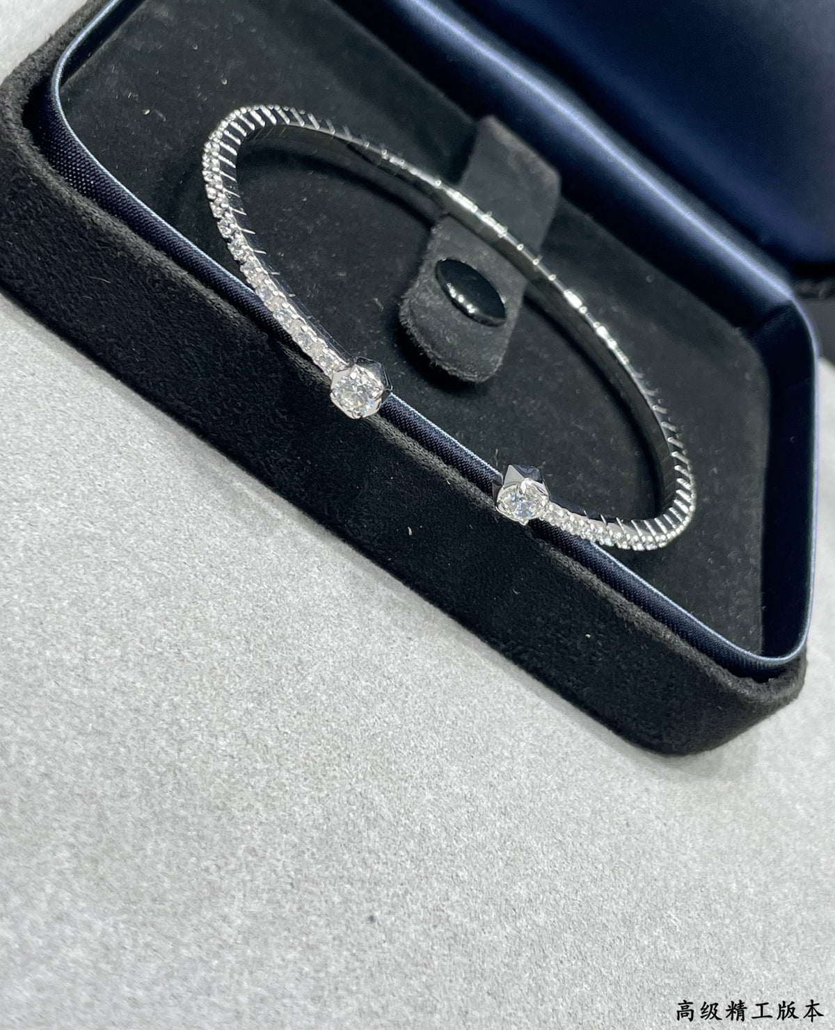 Thin round diamond bracelet