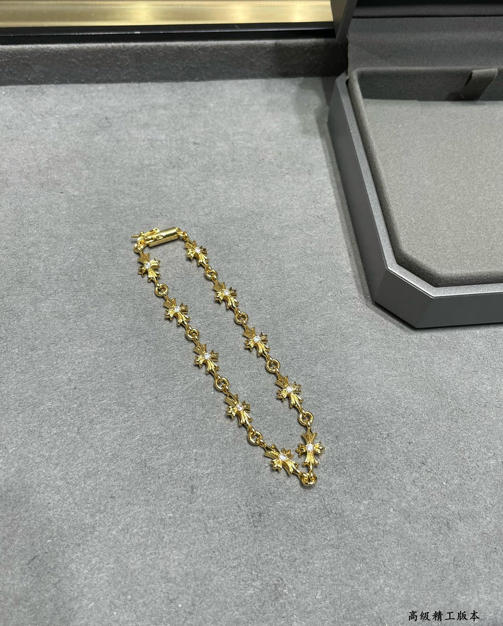 Cross bracelet