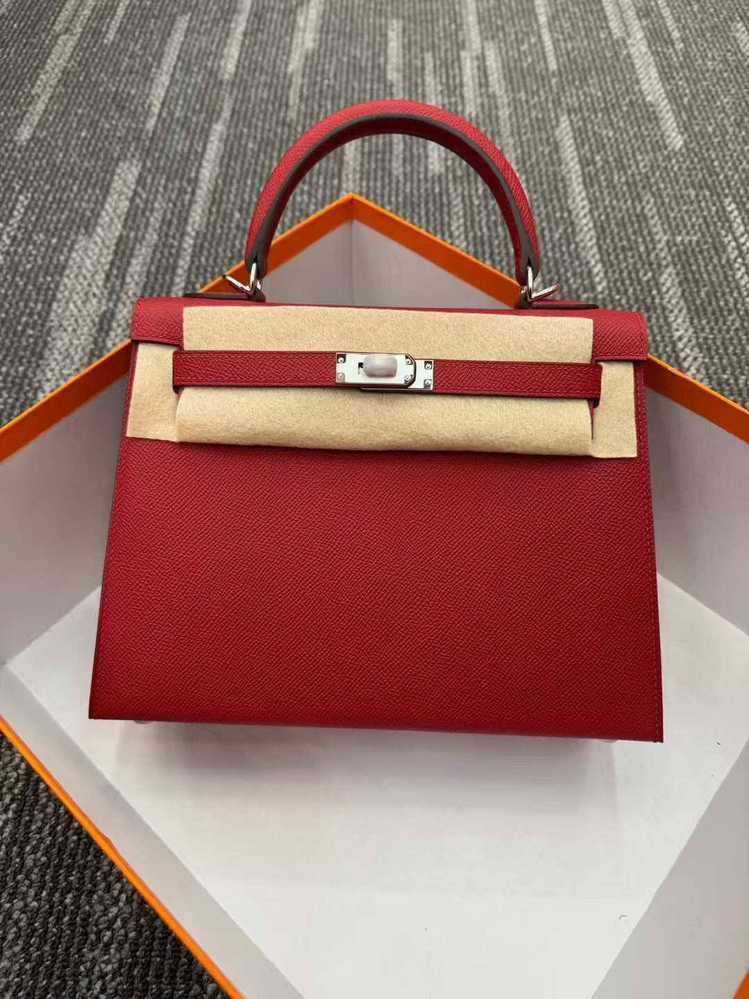 Light luxury and elegant bags