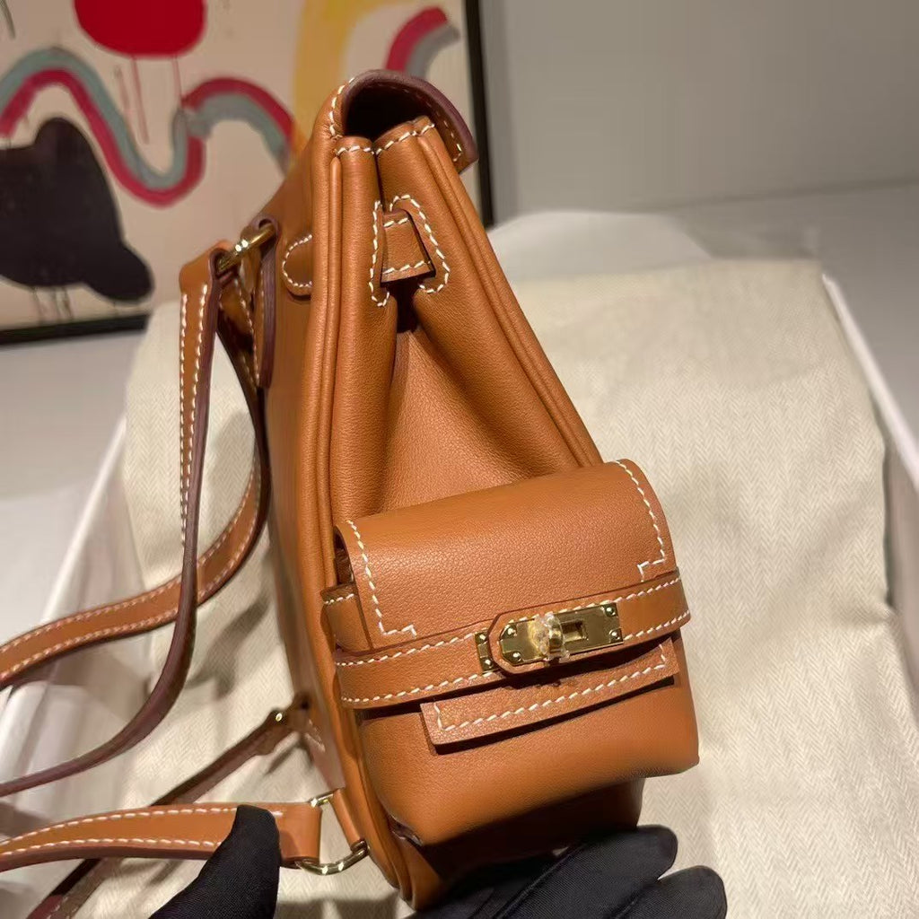 Elegant small schoolbag