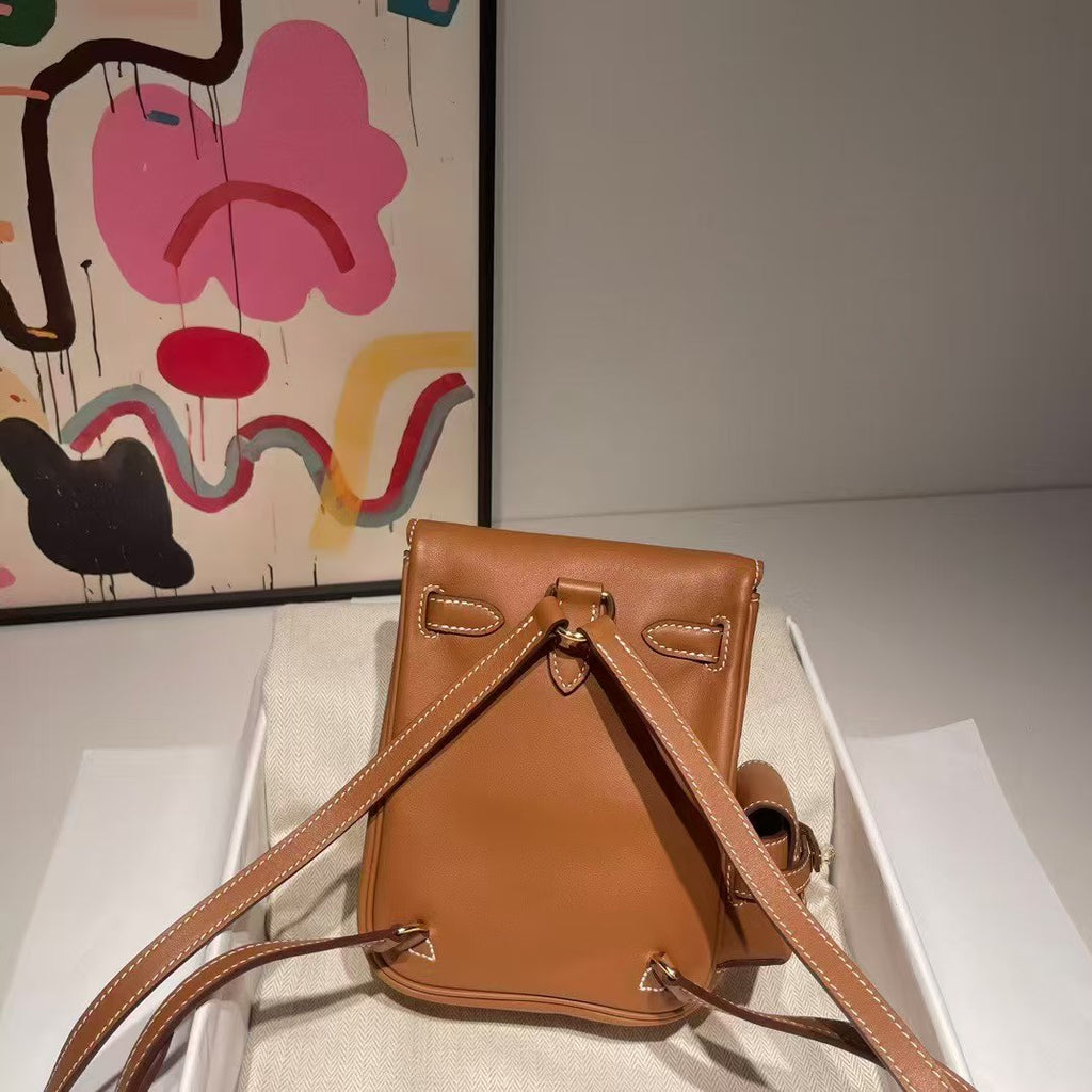 Elegant small schoolbag
