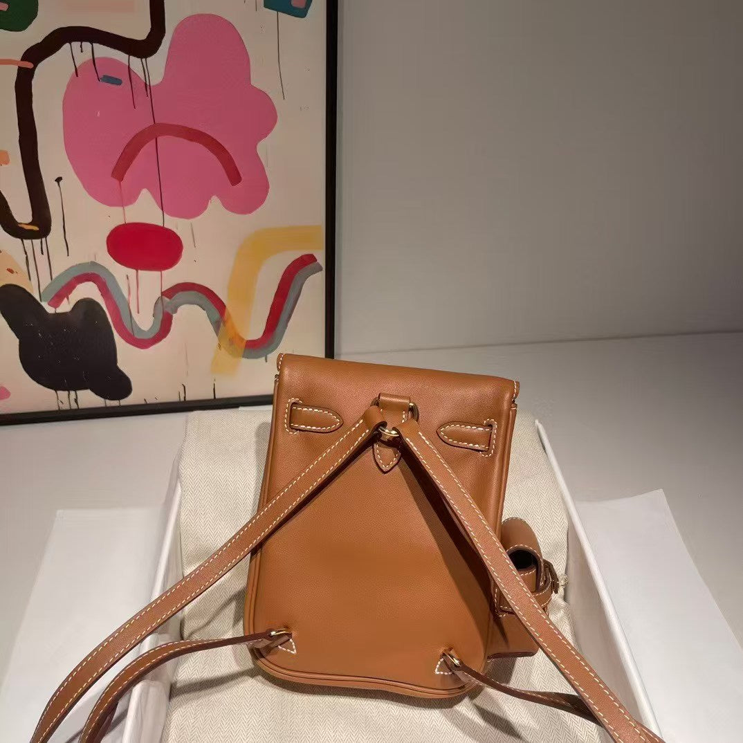 Elegant small schoolbag