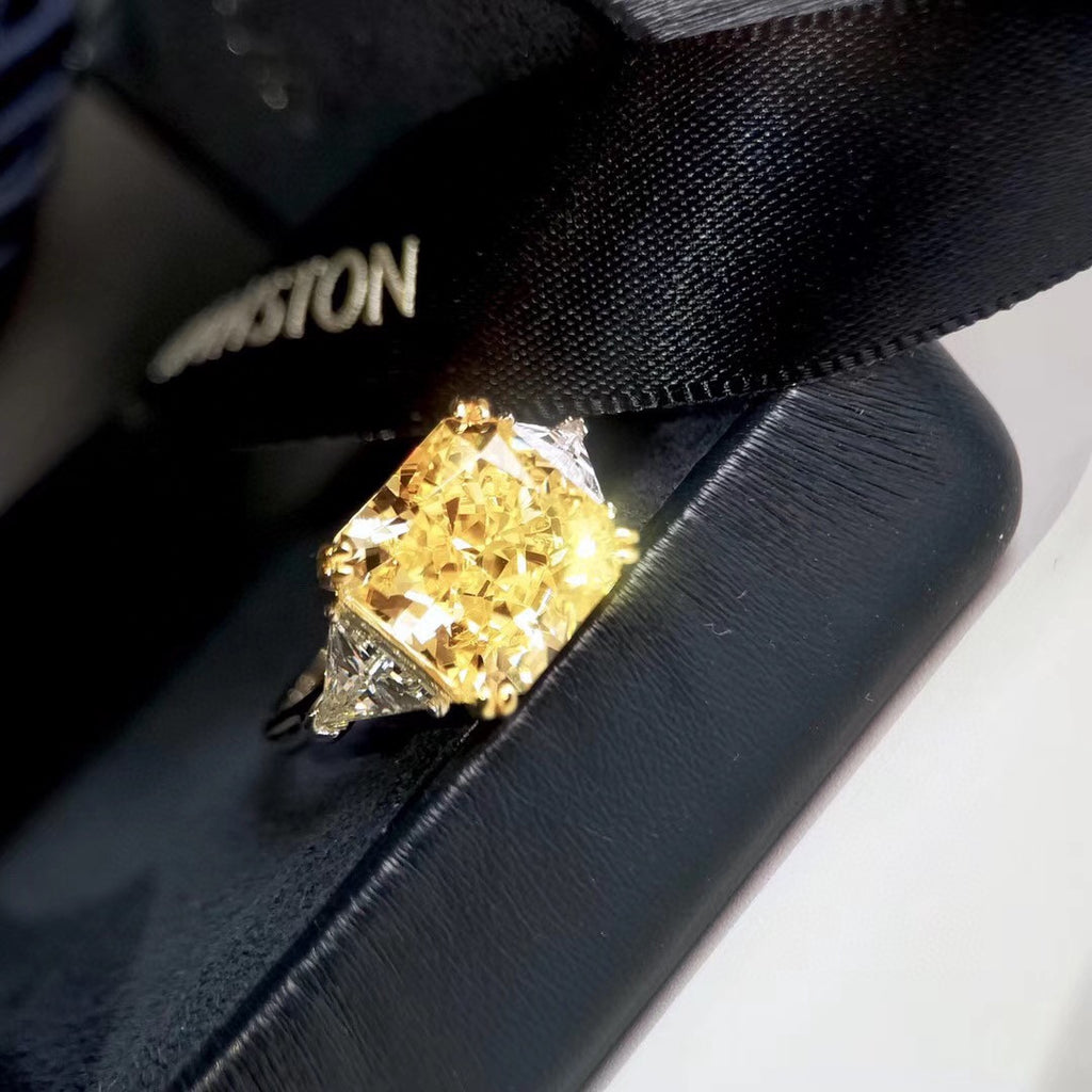 Dazzling diamond ring