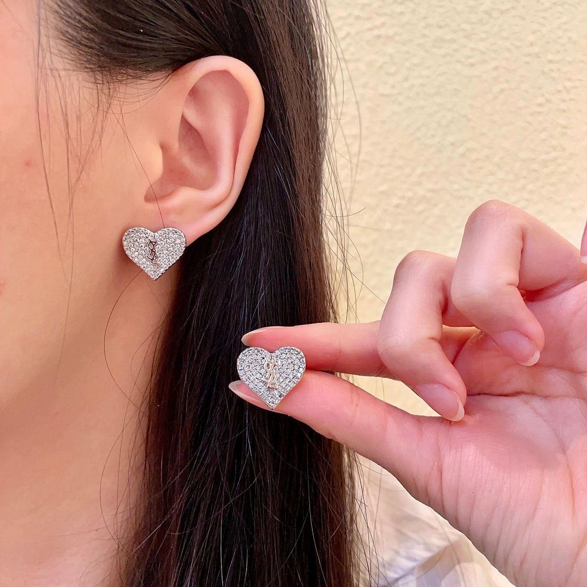Earrings: Beauty can never beat classics