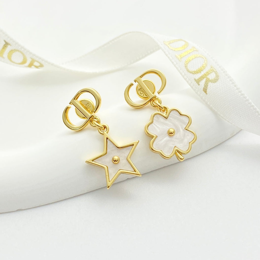 Earrings: White mother-of-pearl + metal embellishment