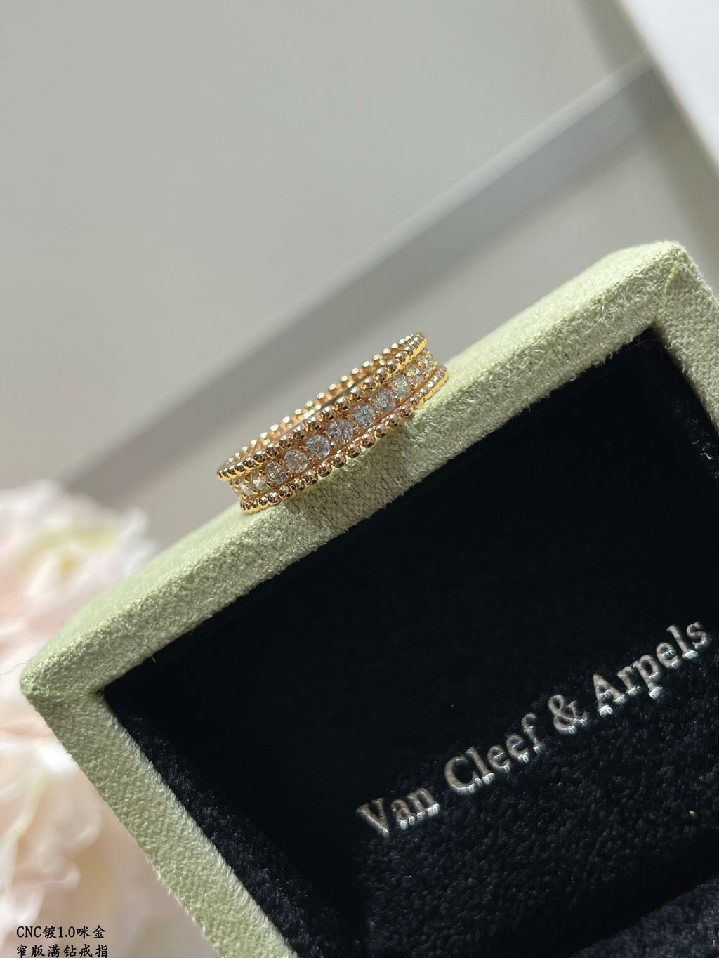 Narrow single row full diamond ring💍