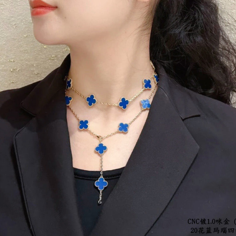 Four Leaf Clover 20 Flower Necklace