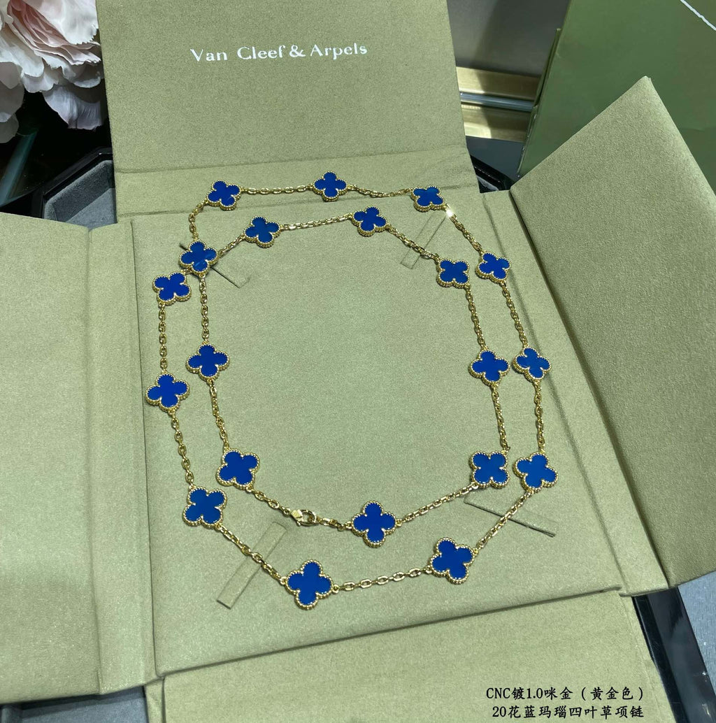 Four Leaf Clover 20 Flower Necklace