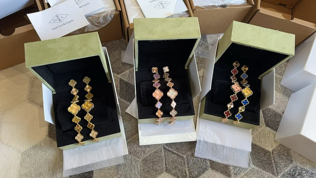 Van Cleef & Arpels watches bracelet