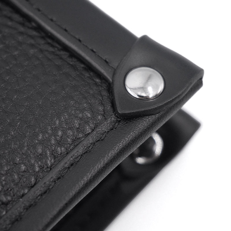 Business-casual bag with fingerprint unlock