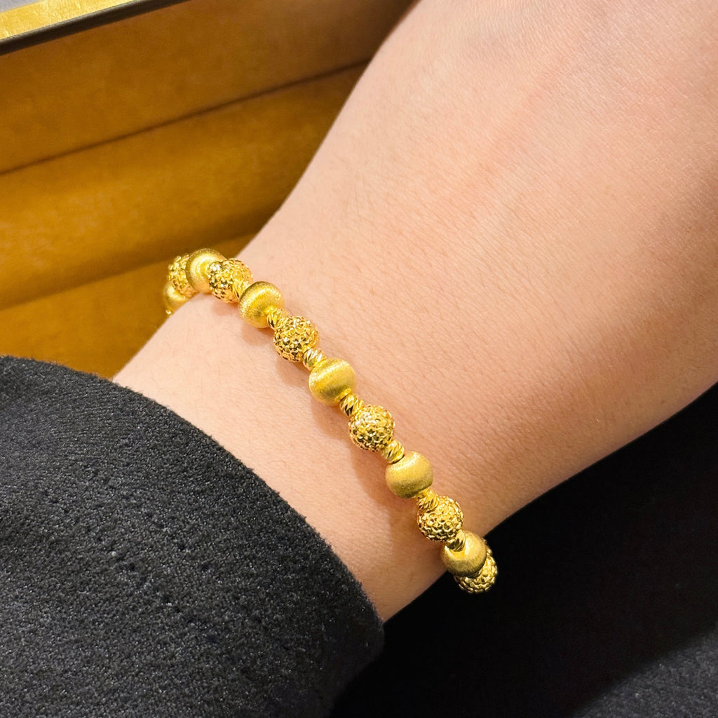 Beaded bracelet