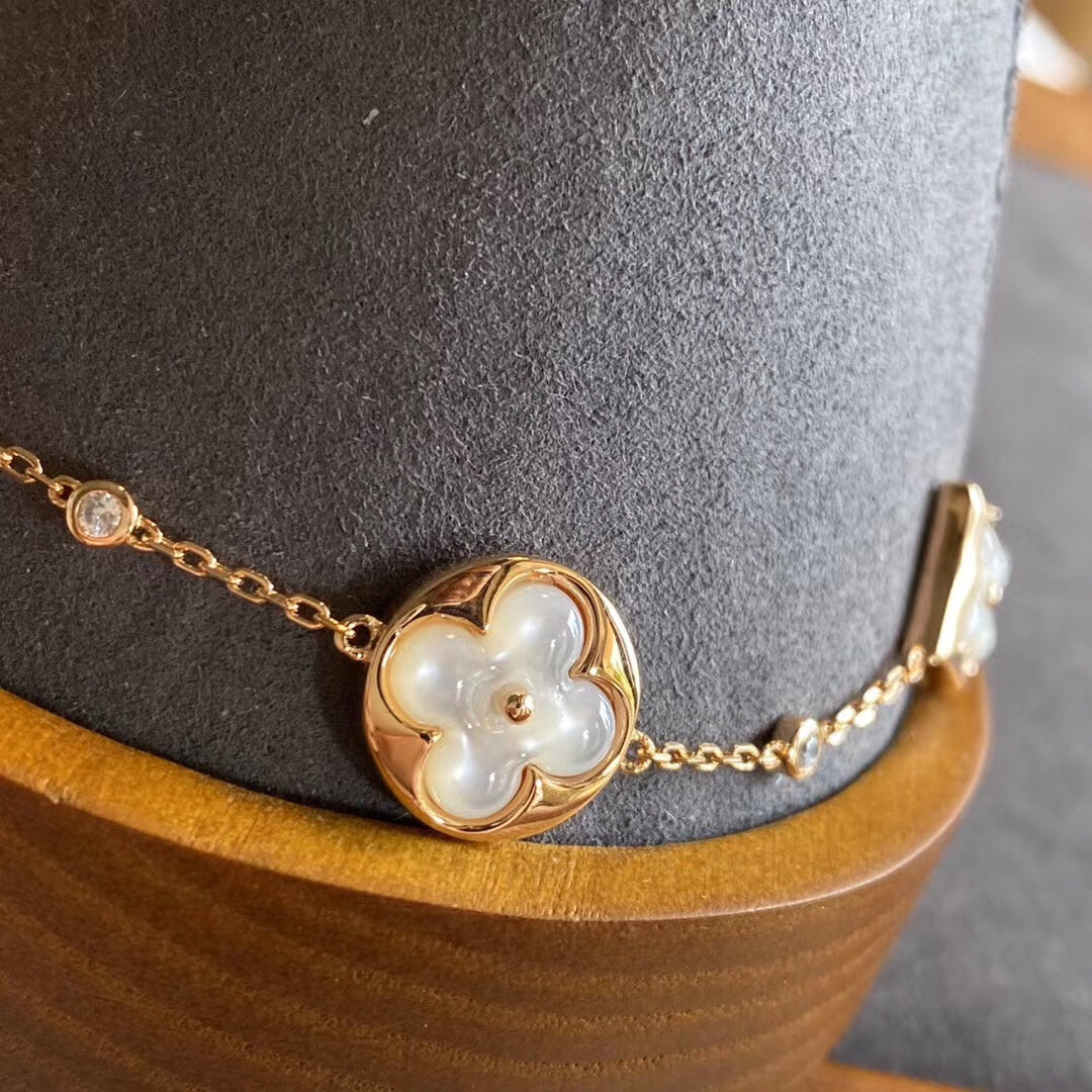 Hexagon flower bracelet