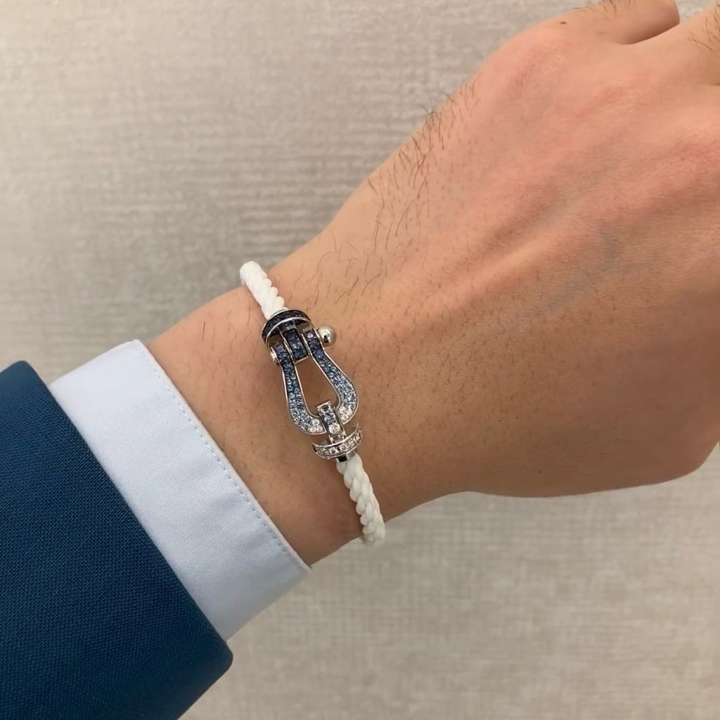 Buckle bracelet