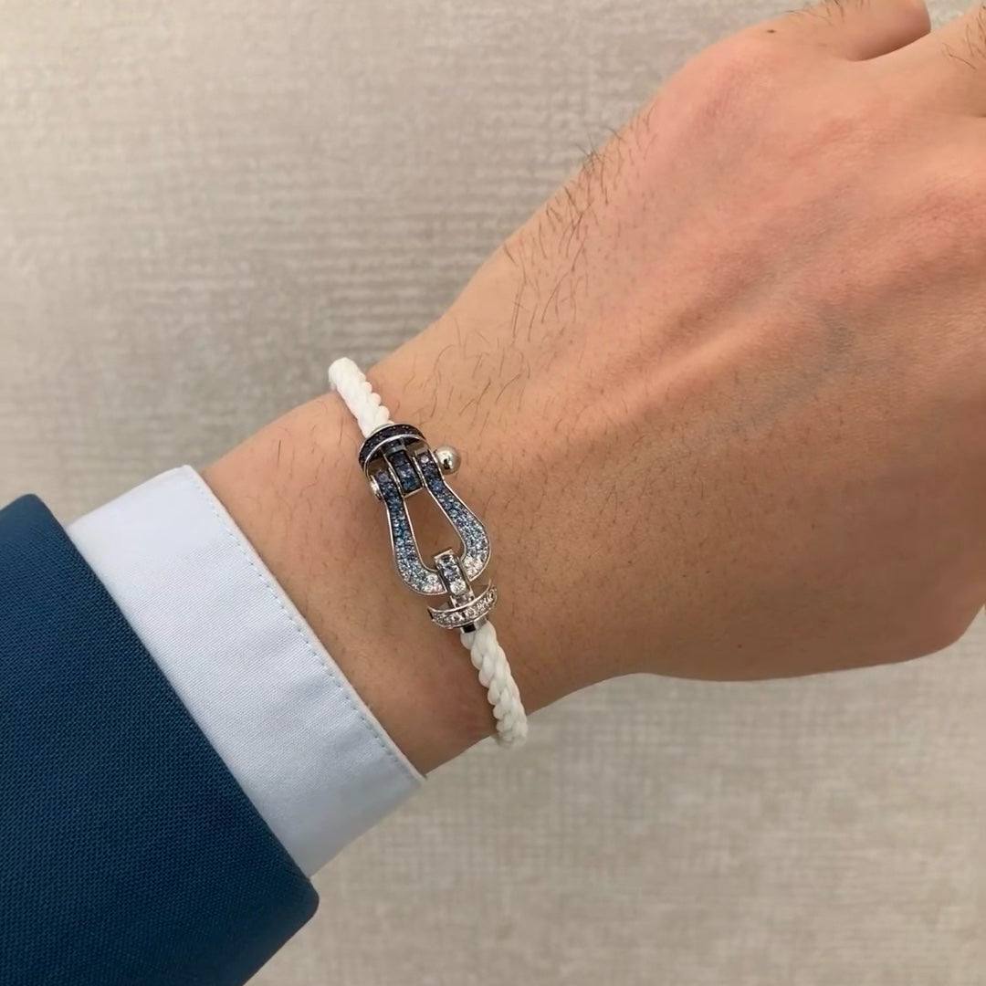Buckle bracelet