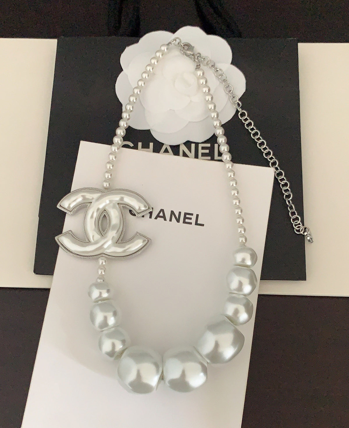 Double C necklace