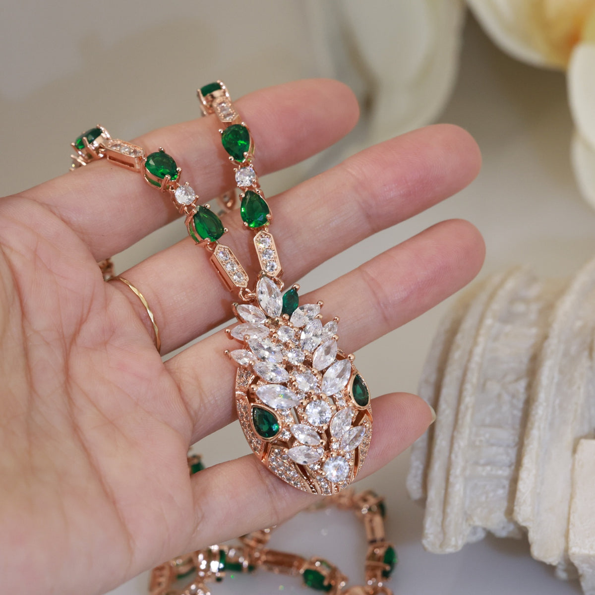 Green eye necklace