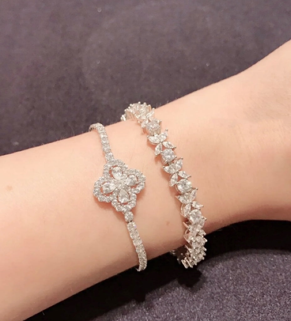 Flower bracelet