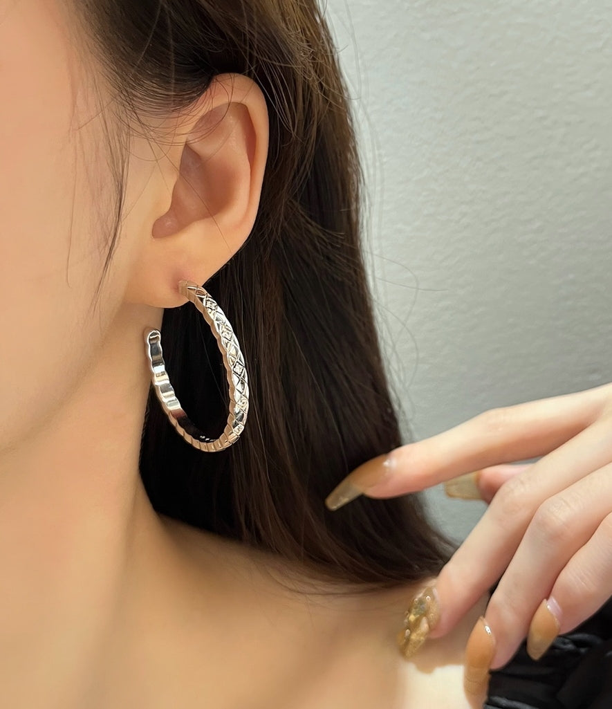 gold wire earrings
