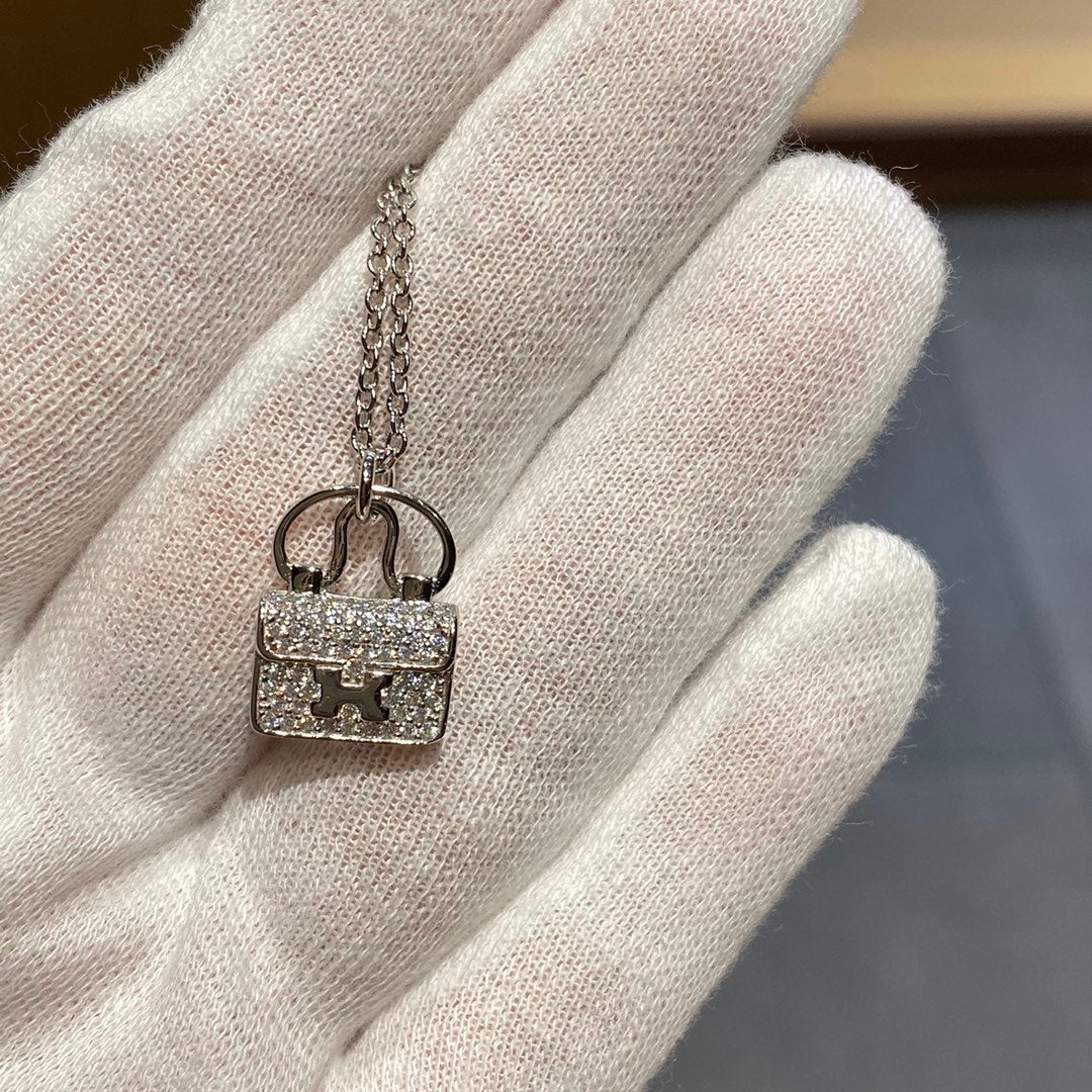 H - Necklace