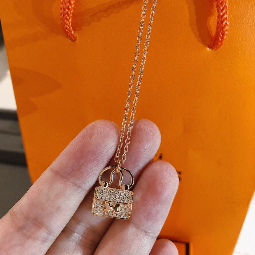 H - Necklace