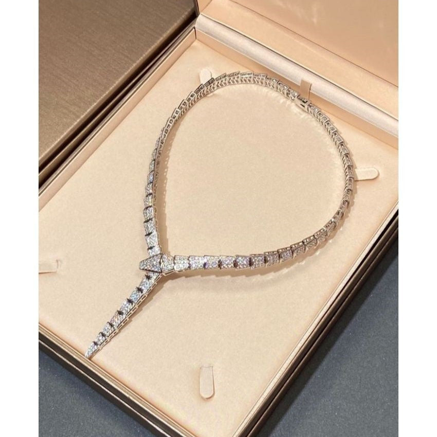 Silver necklace