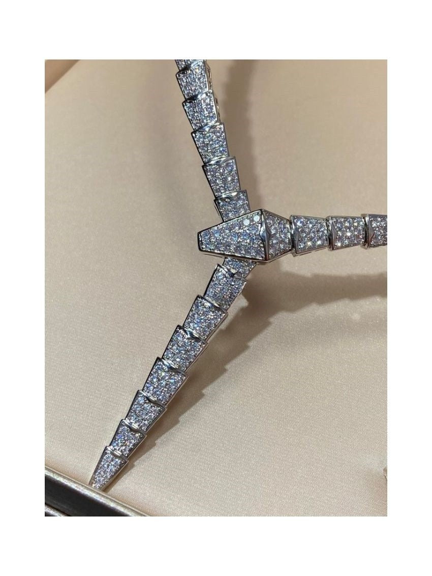 Silver necklace