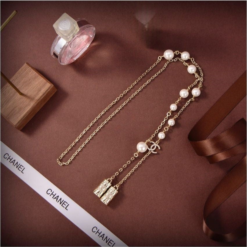 C-necklace