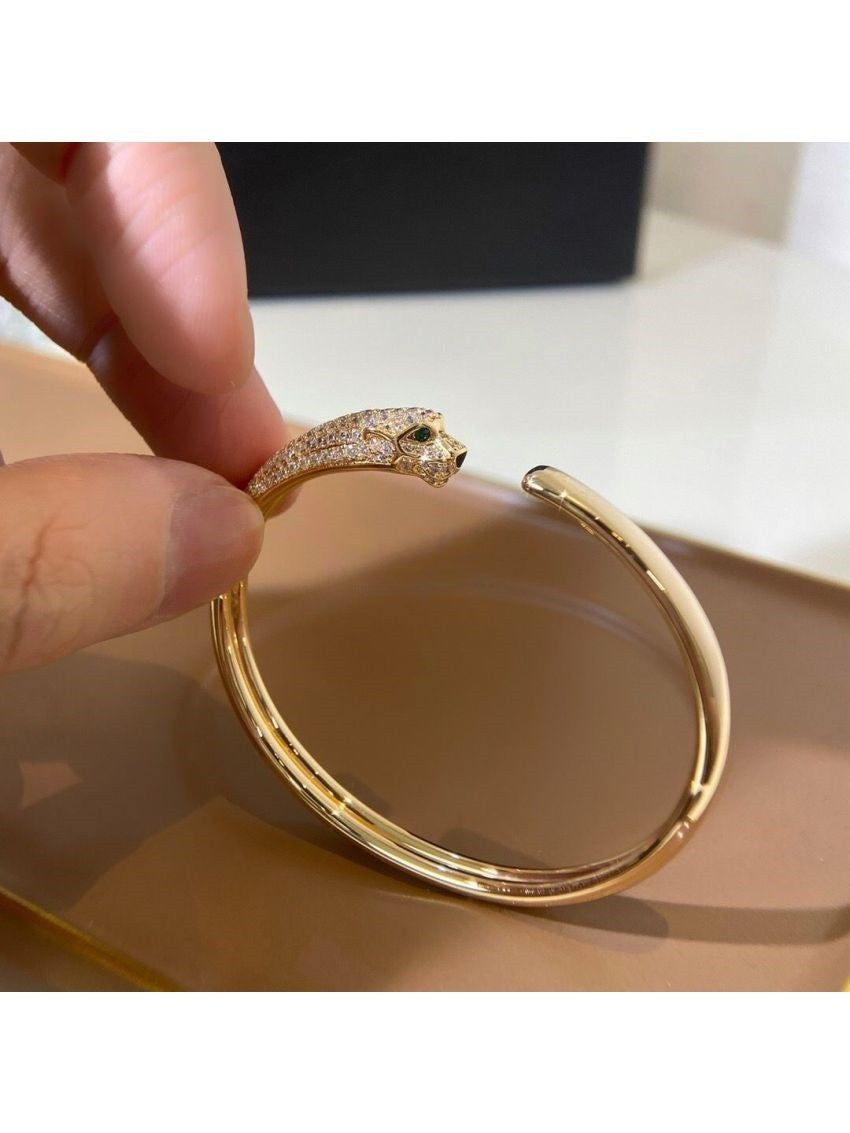C-Bracelet